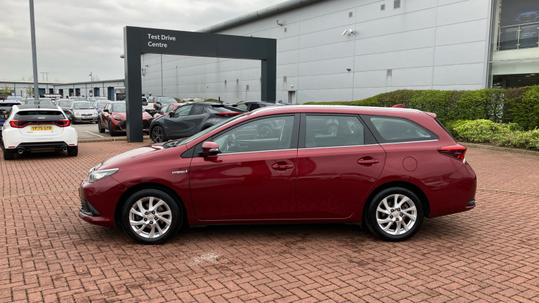Toyota Auris 1.8 Hybrid Icon Tech TSS 5dr CVT Hybrid Estate